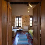 Colours - Old Town - עיר רודוס
