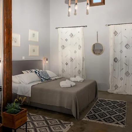 Colours - Old Town - *